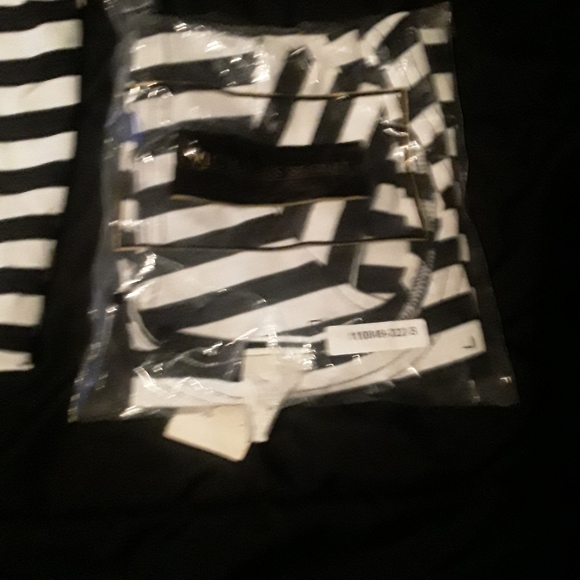 Ladies lingerie top - Picture 2 of 2